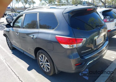 2014 Nissan Pathfinder Sv z USA, uszkodzony, nr VIN 5N1AR2MN1EC638612
